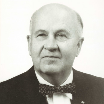 R.E. Lowe